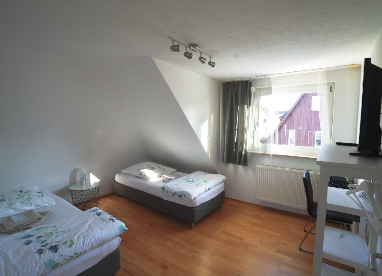 Fewo Reutlingen Heinestrasse Dg Apartment Bilik gambar